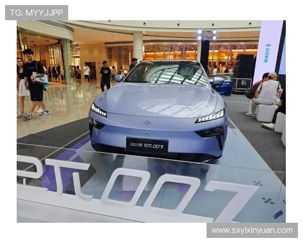 12 万级纯电轿跑,动力强劲、续航超长,家用实力派-东风奕派 12 万级纯电轿跑,动力强劲、续航超长,家用实力派-东风奕派